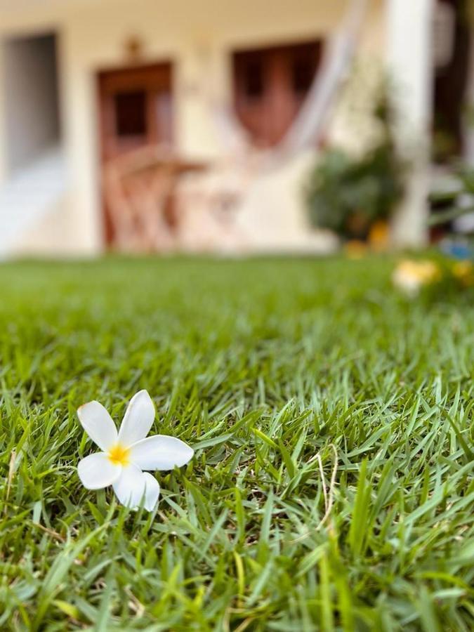 Suite Das Flores Em Guajiru Trairi Bagian luar foto